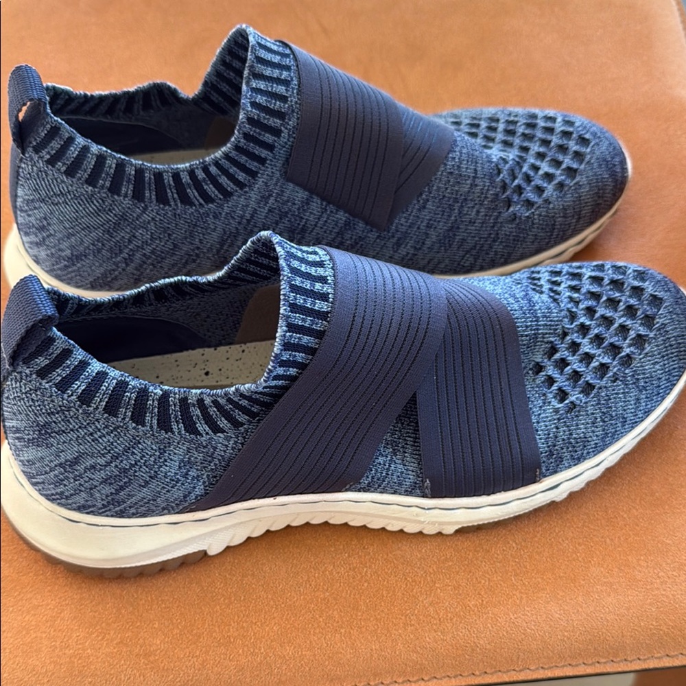 Bionics Women’s Blue Ocean Slip-On Mesh Comfort Athletic Sneakers Sz.9.5